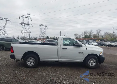 2022 Ram 1500 Classic Tradesman 4X2 8' Box from USA, damaged, VIN 3C6JR6DG4NG330058